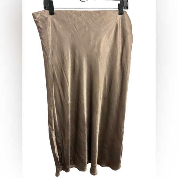 H&M Beige Midi Skirt - Picture 4 of 4